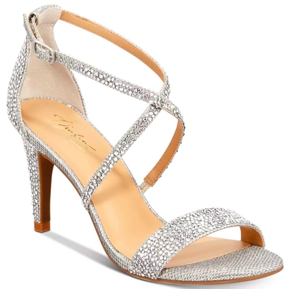 Thalia Sodi Darria Strappy Sandals Size 9W